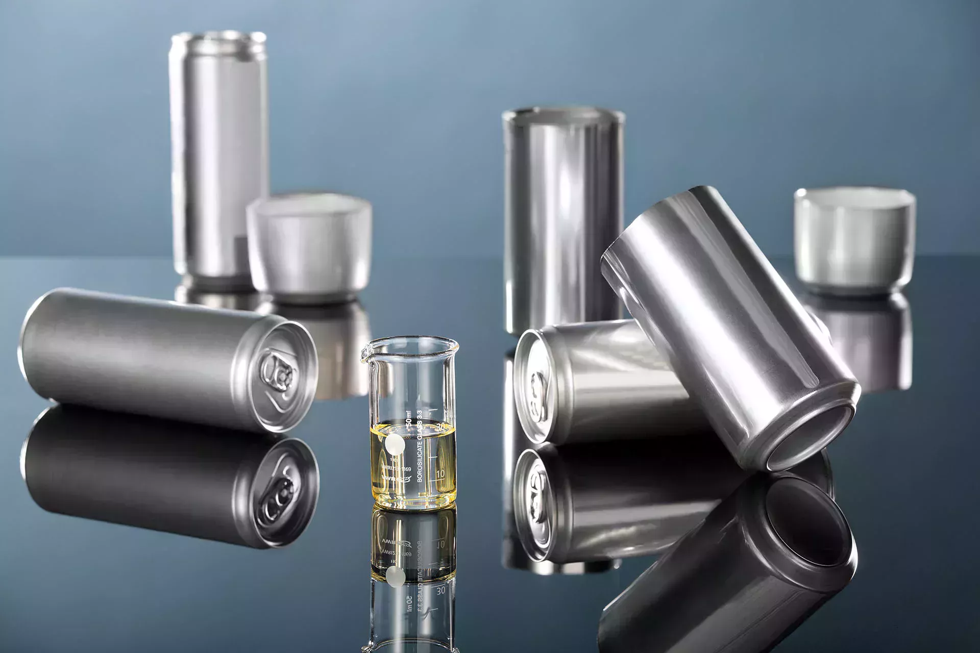 Boîtes en fer blanc