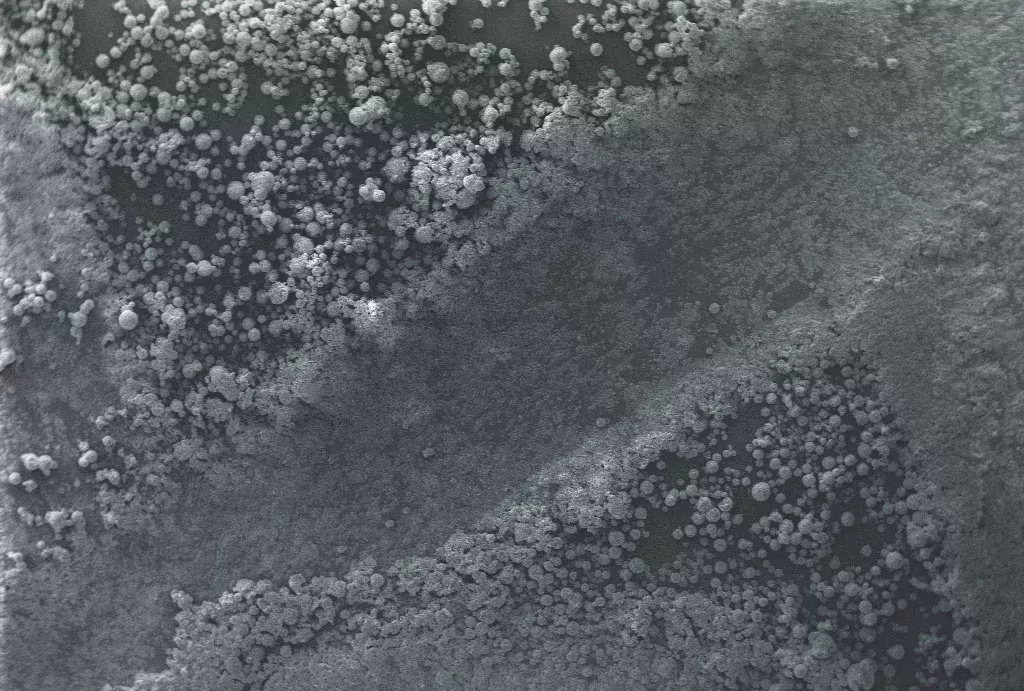 Microcapsules dissoutes dans l'eau