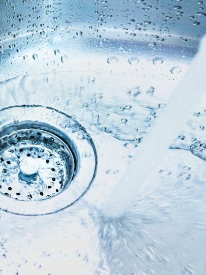 Bac en acier inoxydable avec évacuation