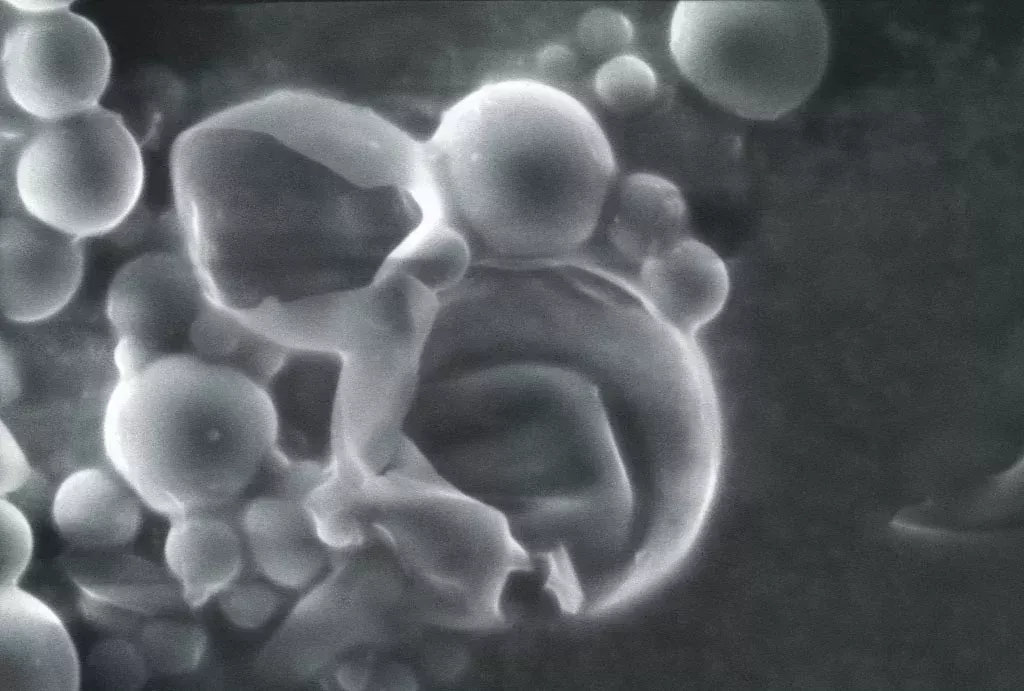 Résultat des microcapsules dissoutes dans l'eau