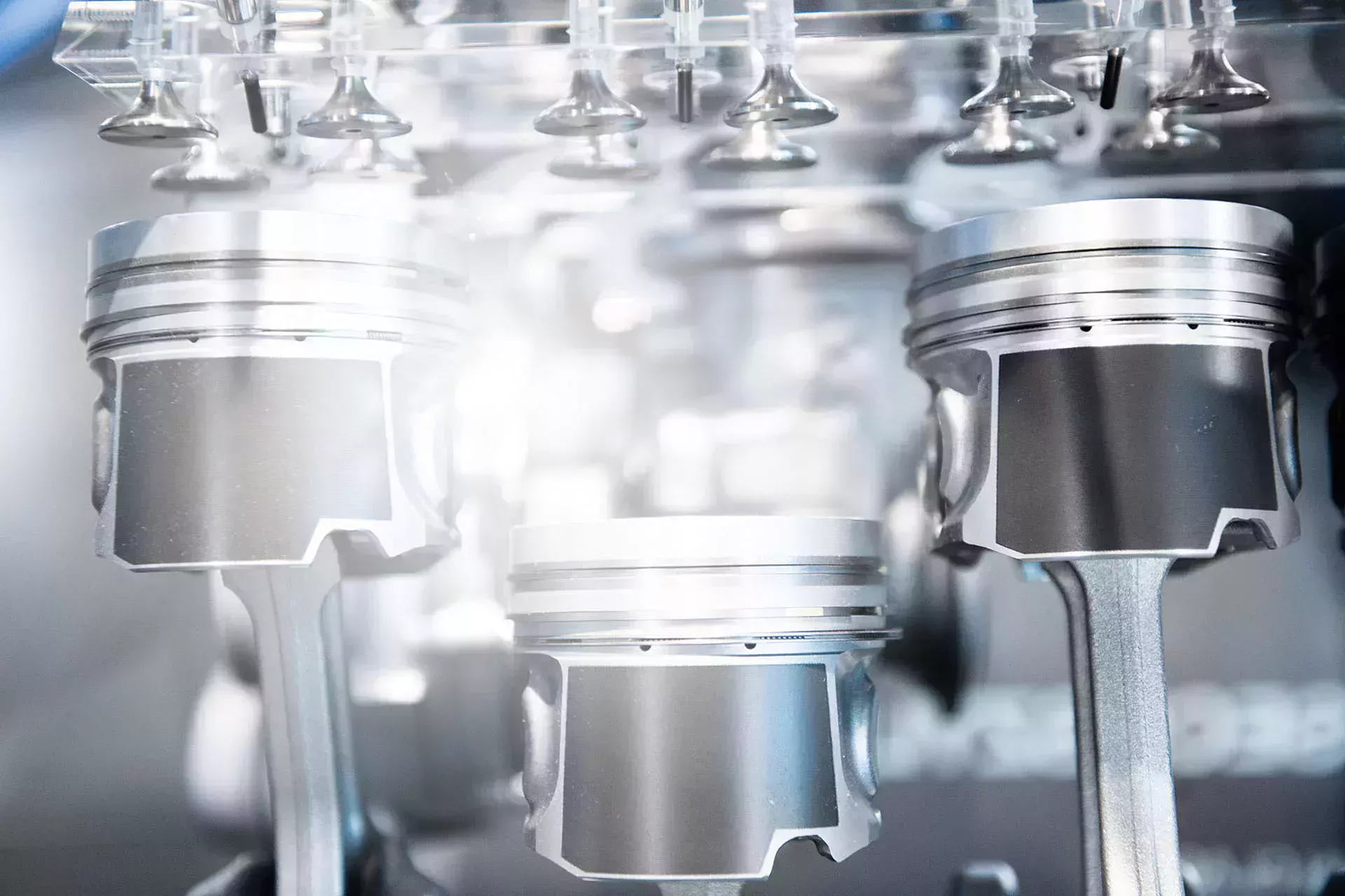 deux pistons pour les vernis coulissants