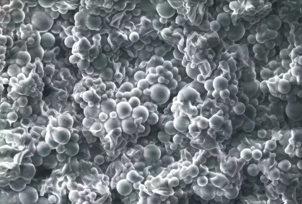 Microcapsules dissoutes dans l'eau