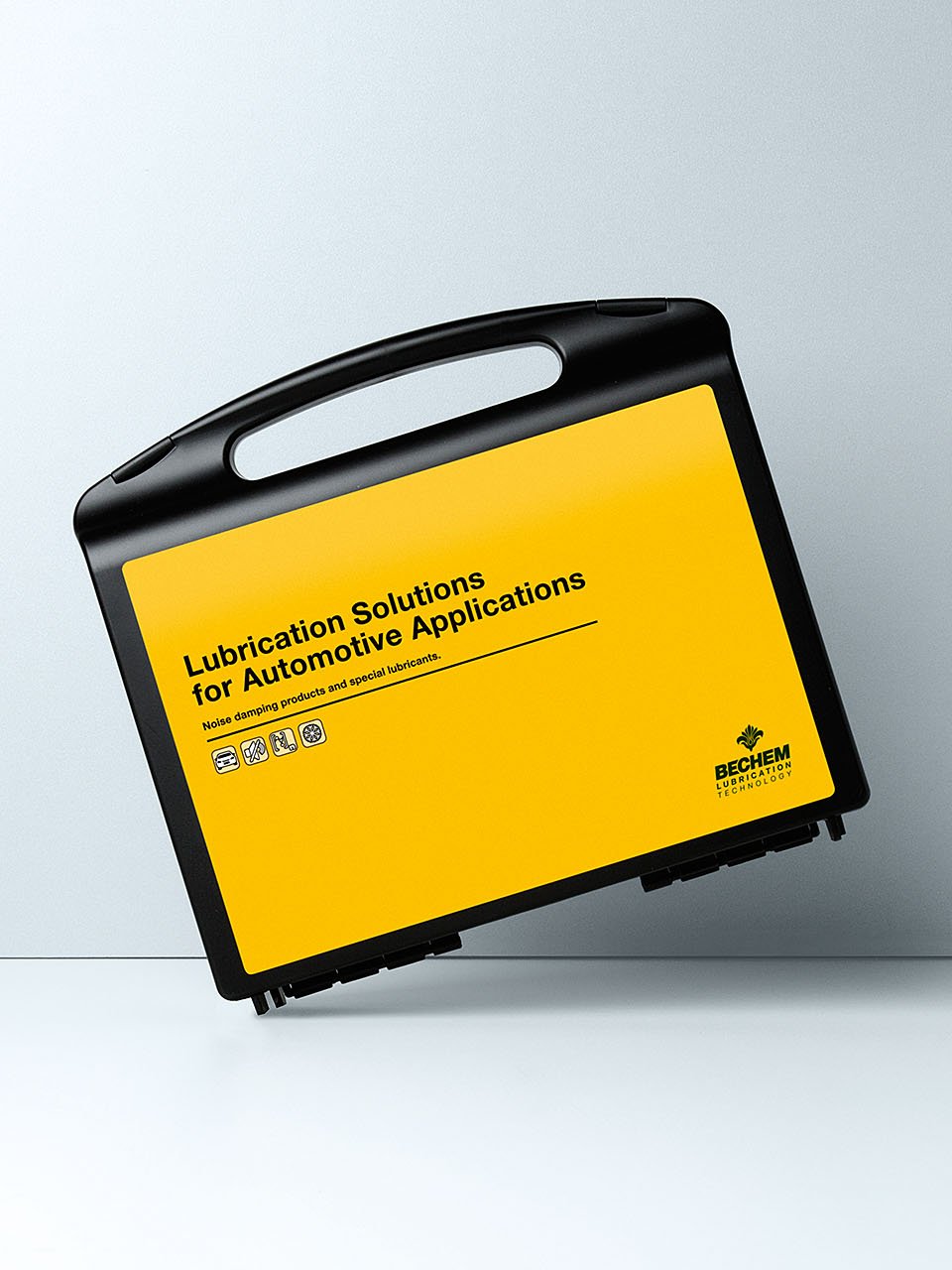 Kit d'atténuation du bruit pour la voiture